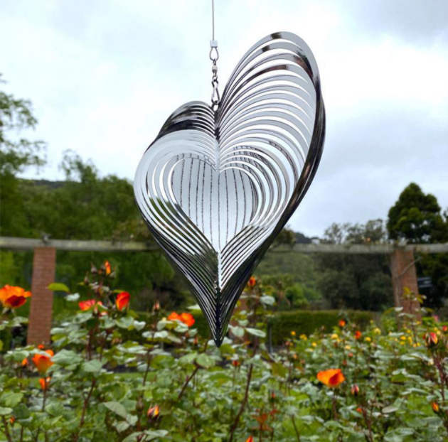 Love-3D Rotary Wind Chime Spinner Flowing-Light Effect Decor for Garden House Decoration 20X36 cm