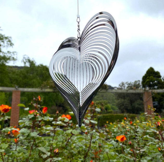 Love-3D Rotary Wind Chime Spinner Flowing-Light Effect Decor for Garden House Decoration  20X36 cm